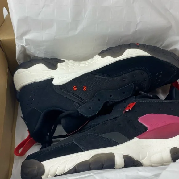 Nike | Women’s Jordan Delta 2 Sneakers in Black Gym Red Sail Chile Red | 10 New - Picture 5 of 16